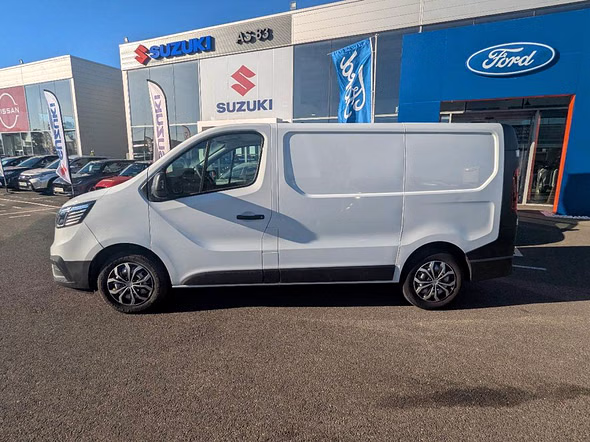 RENAULT Trafic Fg L1H1 2T8 2.0 Blue dCi 130ch Confort - Vue 3