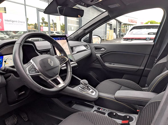 RENAULT Symbioz 1.6 E-Tech full hybrid 145ch Iconic - Miniature 7