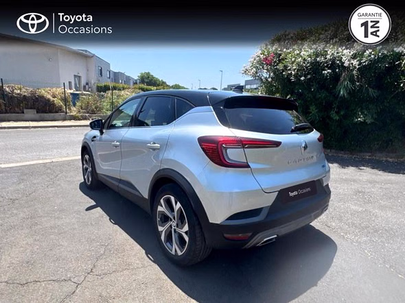 RENAULT Captur 1.6 E-Tech hybride 145ch RS Line -21 - Vue 3