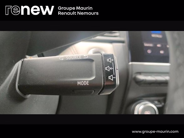 RENAULT Captur 1.6 E-Tech hybride rechargeable 160ch Initiale Paris -21 - Miniature 28