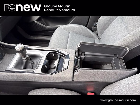 RENAULT Austral 1.2 TCe mild hybrid advanced 130ch Evolution - 23 - Miniature 37