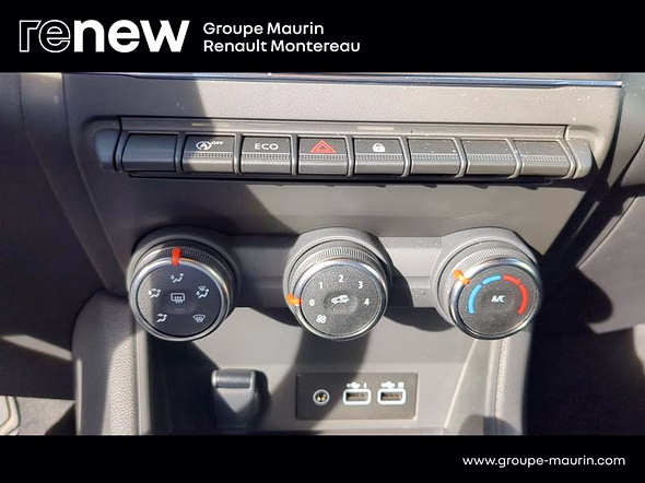 RENAULT Captur 1.3 TCe mild hybrid 140ch Evolution EDC - Miniature 32