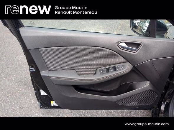 RENAULT Clio 1.6 E-Tech hybride 145ch Engineered - Miniature 22