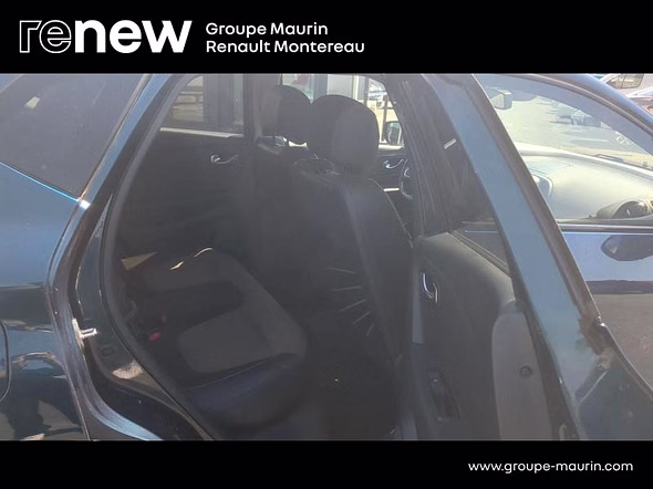 RENAULT Captur 1.3 TCe 130ch FAP Intens - Miniature 26