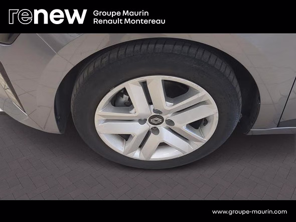 RENAULT Clio 1.6 E-Tech 145ch full hybrid Evolution - 24 - Miniature 9