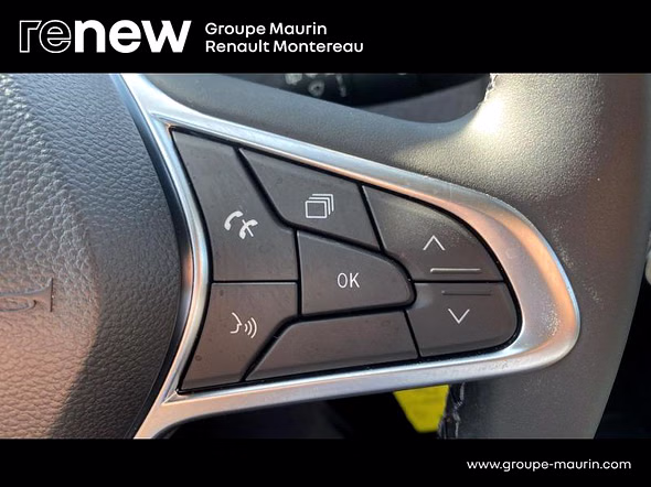 RENAULT Clio 1.6 E-Tech 145ch full hybrid Evolution - 24 - Miniature 16