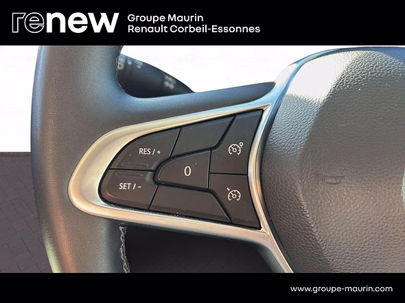 RENAULT Clio Réversible 1.6 E-Tech full hybrid 145 Evolution - Miniature 17