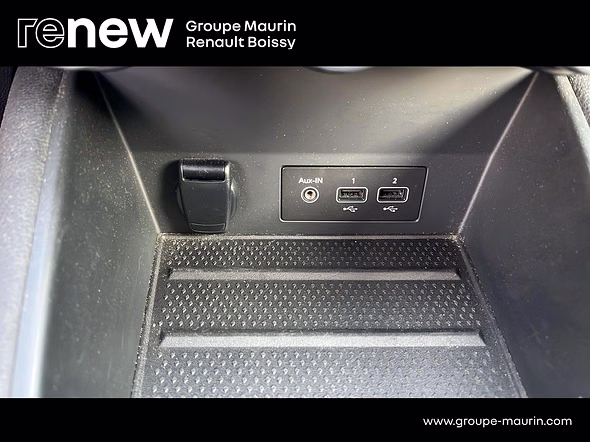 RENAULT Captur 1.6 E-Tech Plug-in 160ch Intens - Miniature 29
