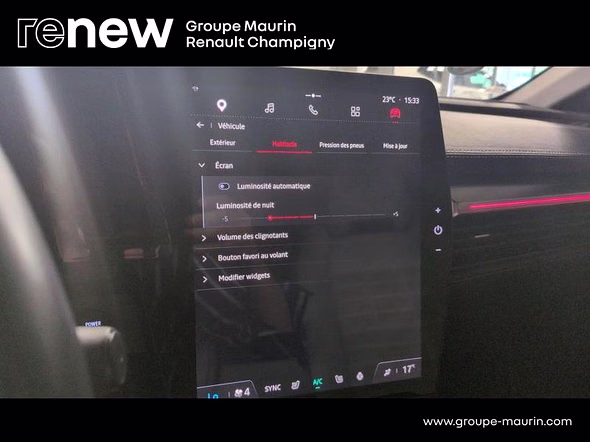 RENAULT Megane E-Tech Electric EV60 220ch Iconic super charge -C - Miniature 37