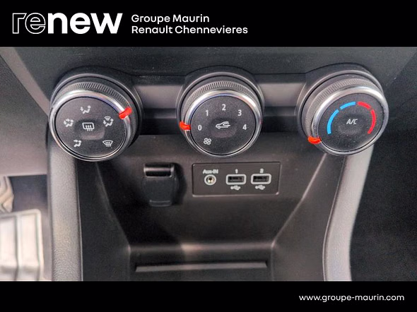 RENAULT Clio 1.0 TCe 90ch Evolution - Miniature 23