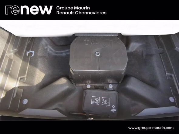 RENAULT Austral 1.2 E-Tech full hybrid 200ch Techno - 24 - Miniature 19