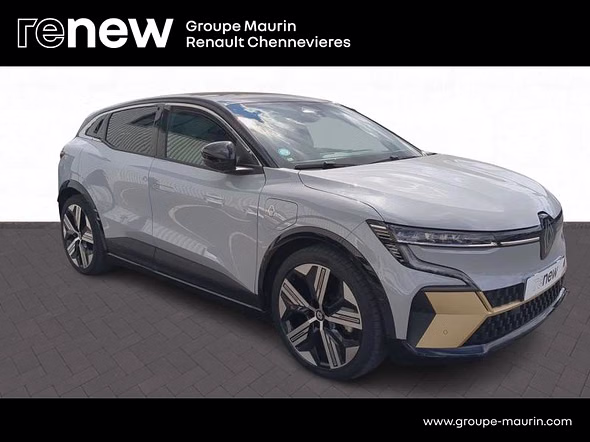 RENAULT Megane E-Tech Electric EV60 220ch Iconic super charge -B - Vue 3