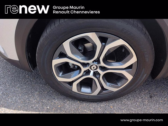RENAULT Captur 1.3 TCe mild hybrid 140ch Techno - Miniature 18
