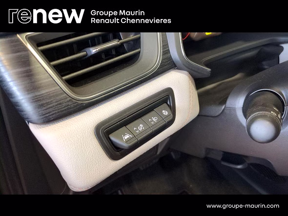 RENAULT Captur 1.6 E-Tech hybride 145ch Iconic - Miniature 12