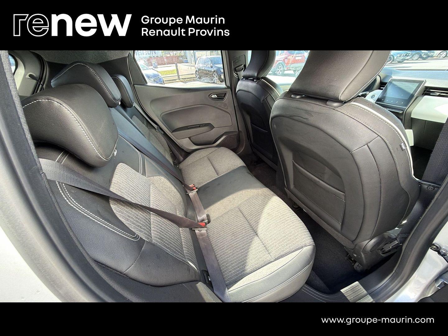 RENAULT Clio 1.6 E-Tech hybride 145ch Techno - Photo 15