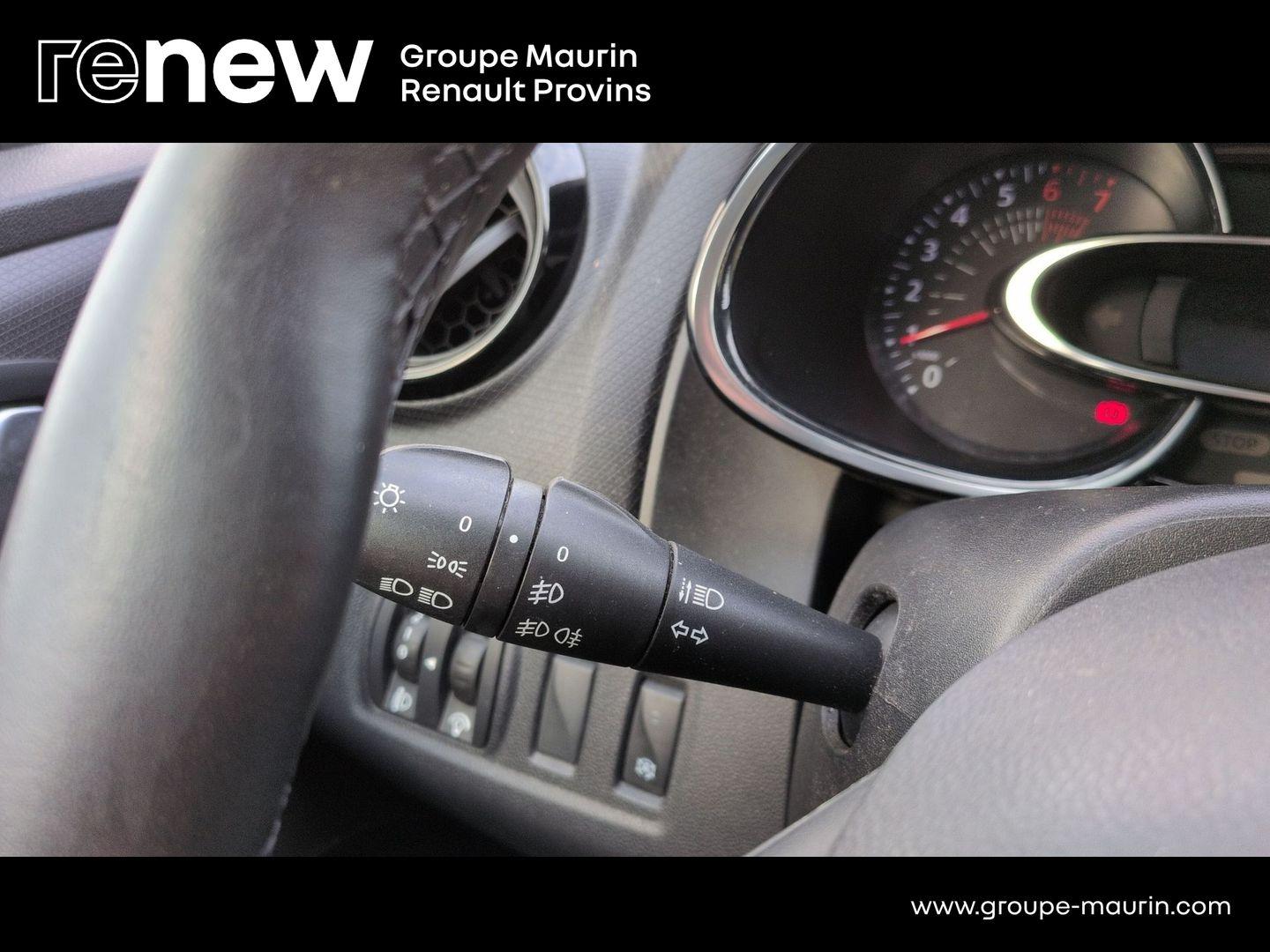 RENAULT Clio 0.9 TCe 90ch energy Business 5p - Photo 35