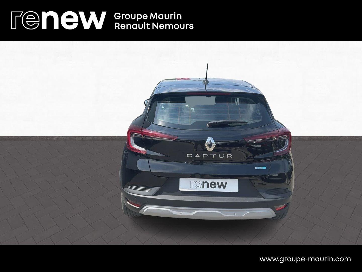 RENAULT Captur 1.6 E-Tech hybride 145ch Equilibre - Photo 11