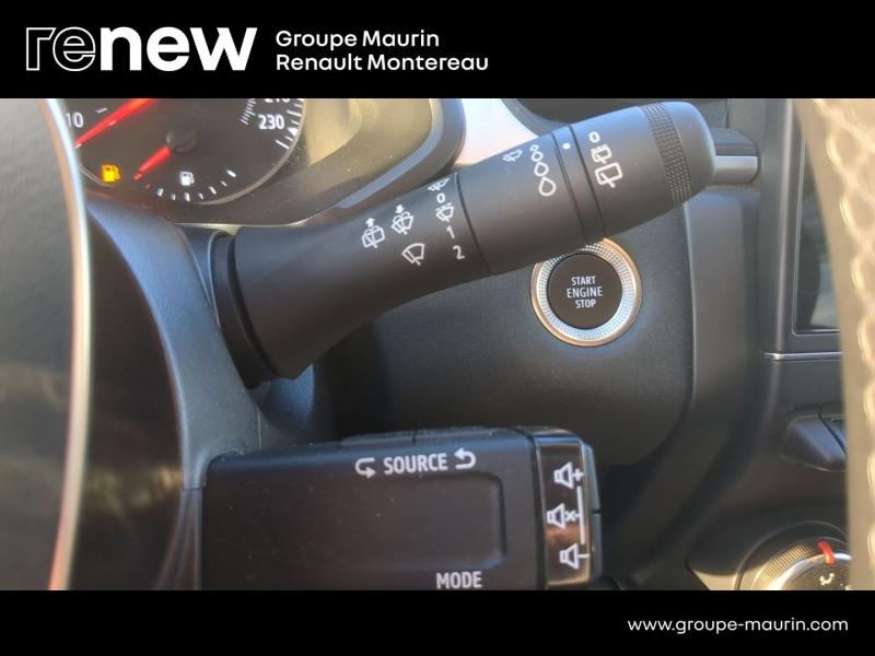 RENAULT Captur 1.6 E-Tech hybride 145ch Evolution - Photo 22