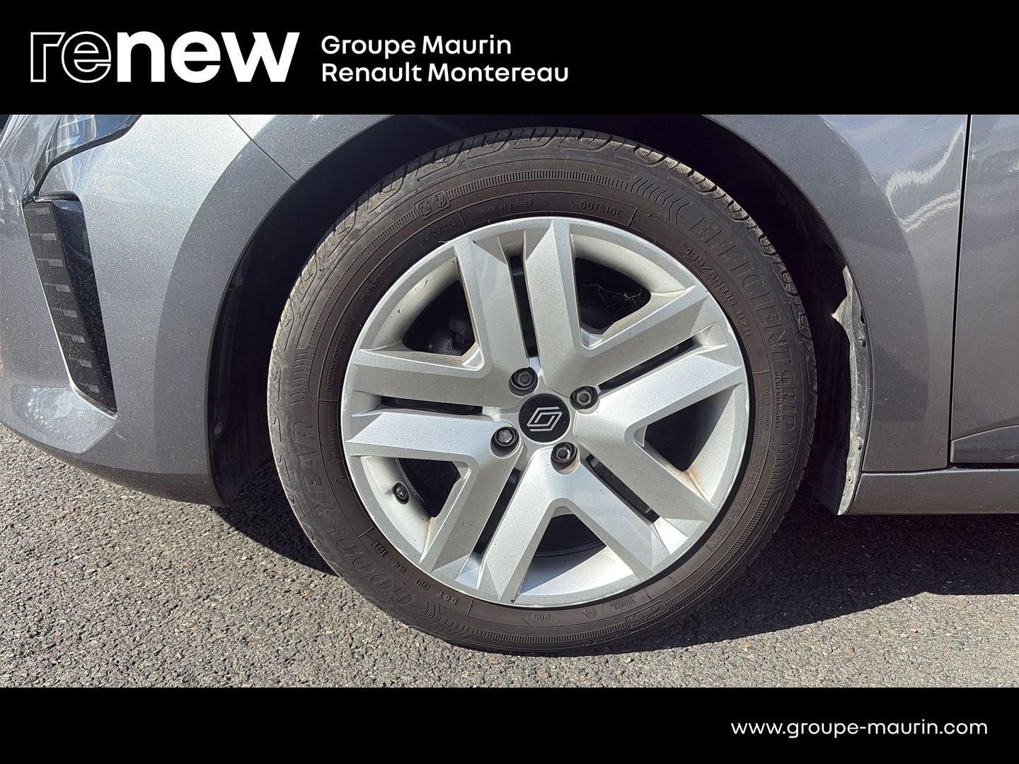 RENAULT Clio 1.0 TCe 100ch Evolution GPL - Photo 9