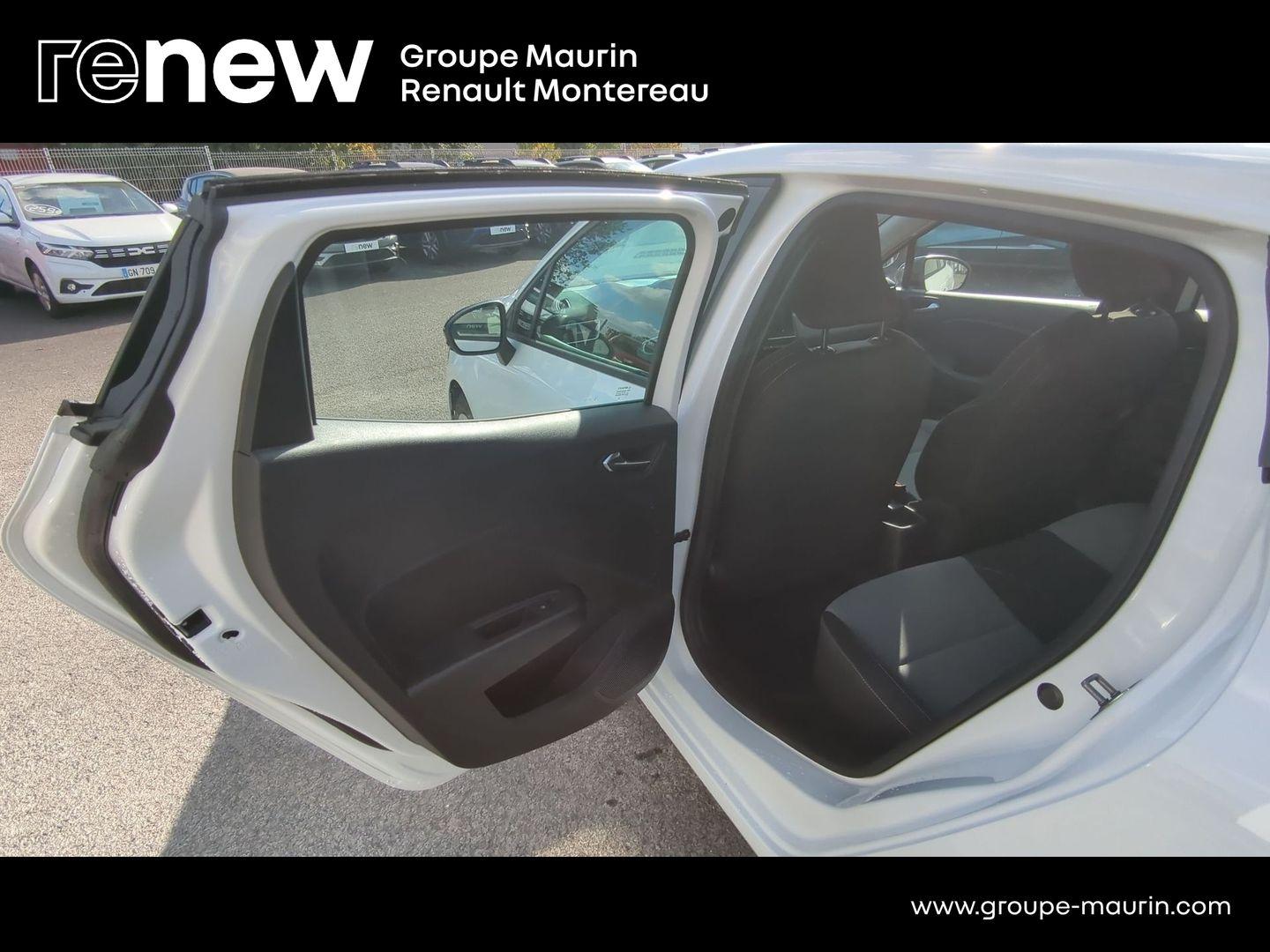 RENAULT Clio 1.0 TCe 90ch Evolution - Photo 13
