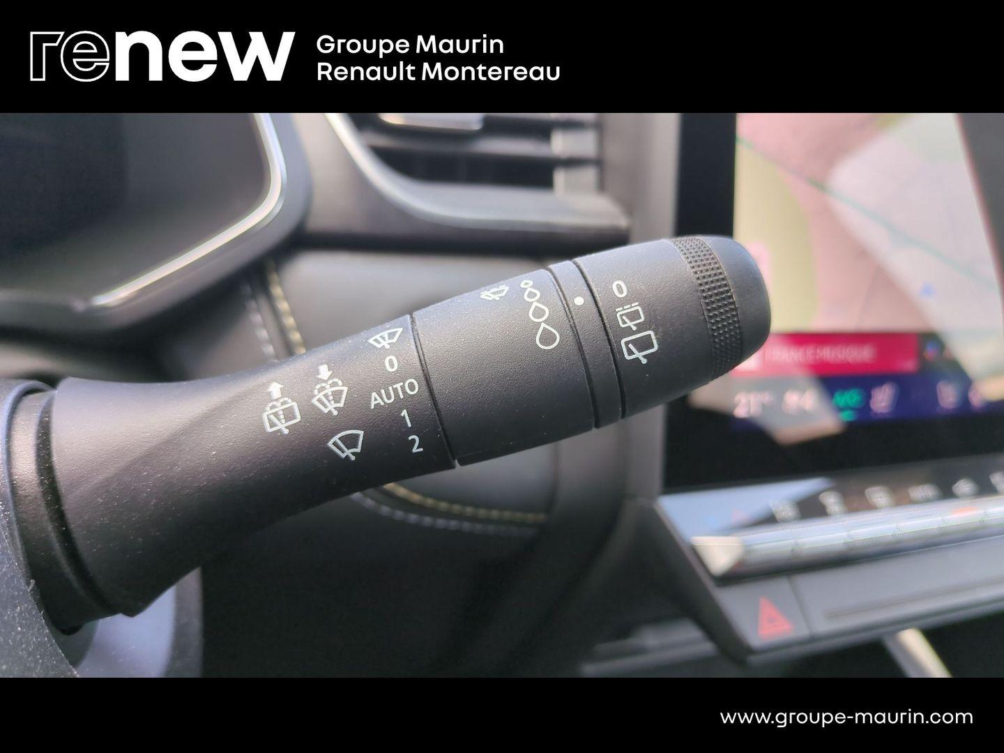 RENAULT Symbioz 1.6 E-Tech full hybrid 145ch Iconic - Photo 24