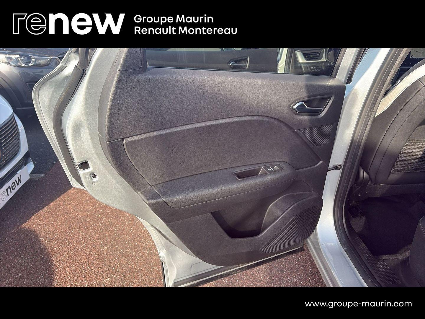 RENAULT Captur 1.6 E-Tech hybride 145ch Techno - Photo 18