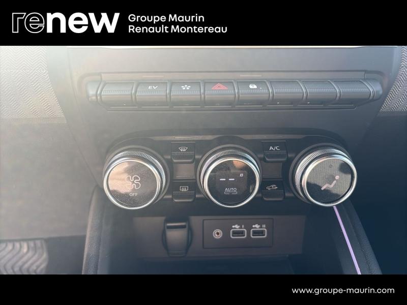 RENAULT Clio 1.6 E-Tech 145ch full hybrid Techno - 24 - Photo 31