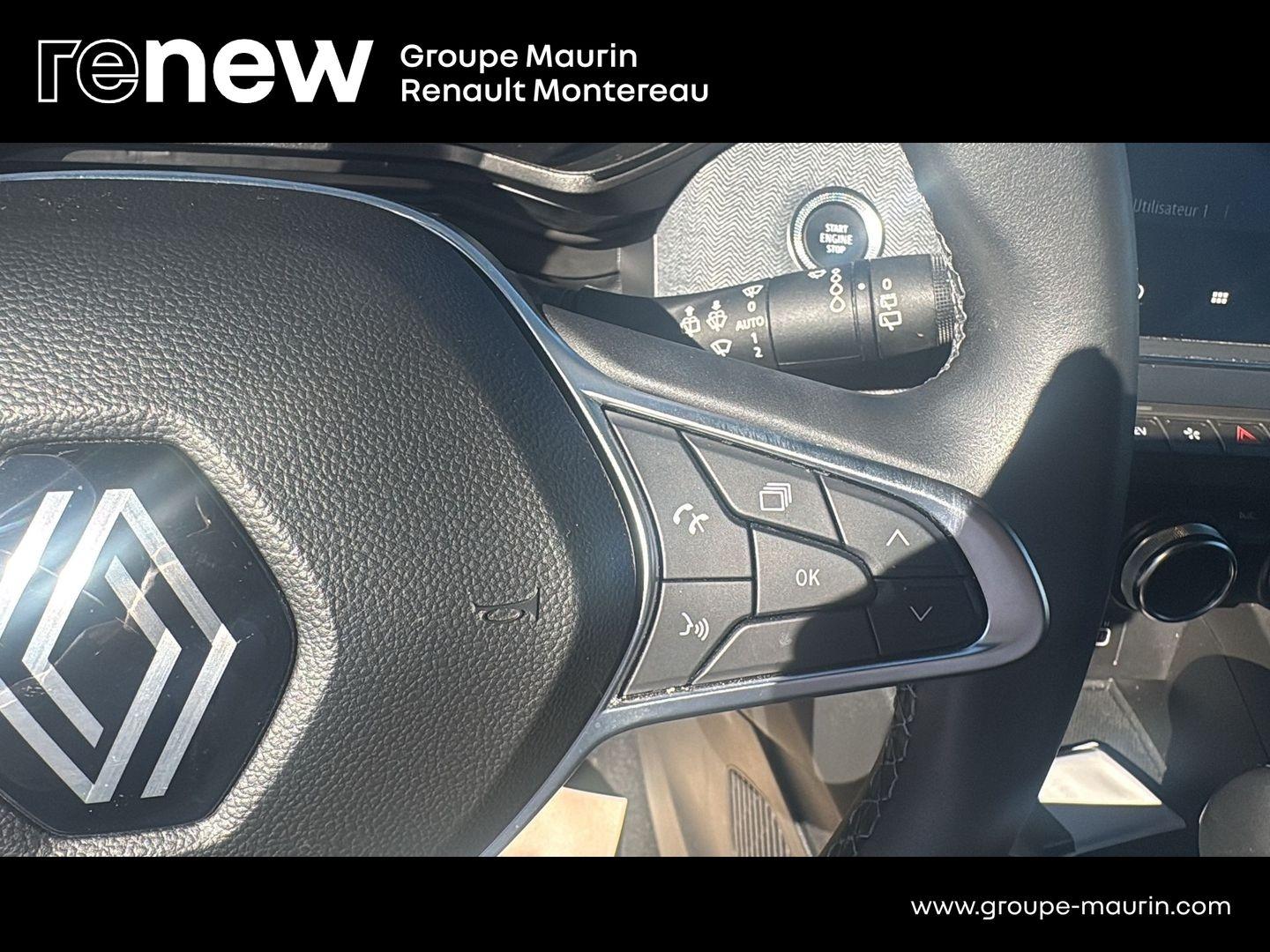 RENAULT Clio 1.6 E-Tech 145ch full hybrid Techno - Photo 22