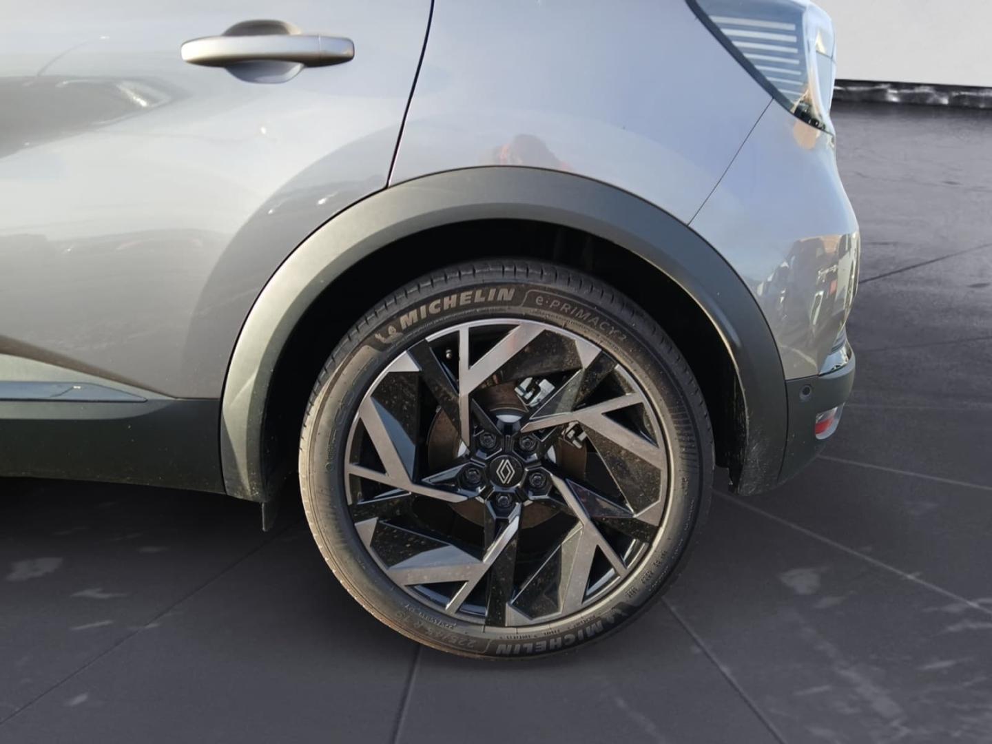 RENAULT Captur 1.8 E-Tech full hybrid 160ch esprit Alpine - 26 - Photo 9