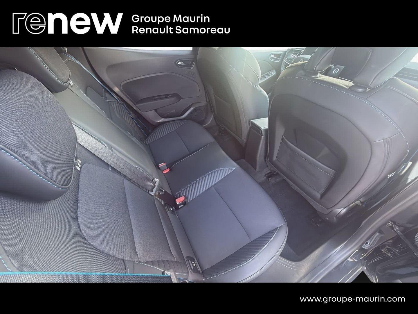 RENAULT Clio 1.0 TCe 90ch esprit Alpine - 25 - Photo 15