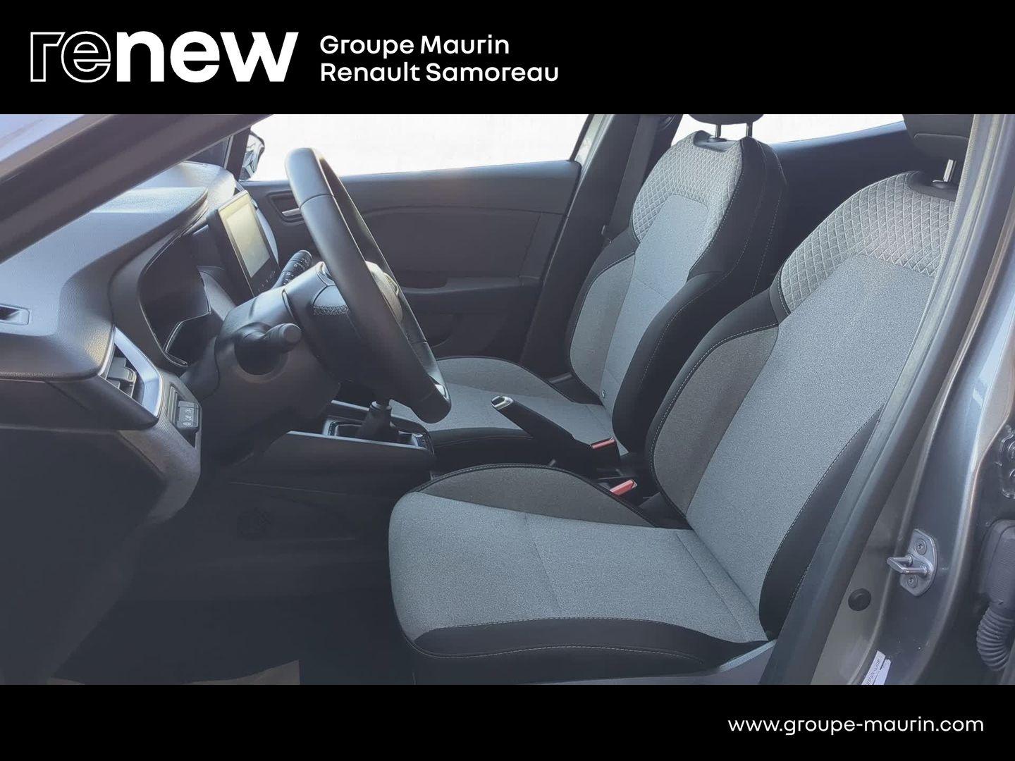 RENAULT Clio 1.5 dCi 100ch Evolution - 25 - Photo 18