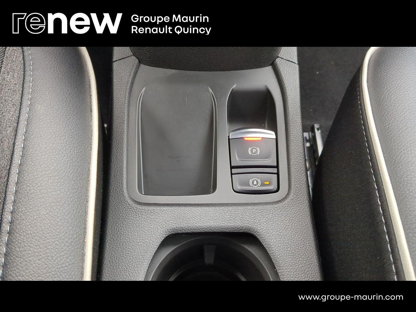 RENAULT Clio 1.6 E-Tech hybride 145ch Techno - Photo 29