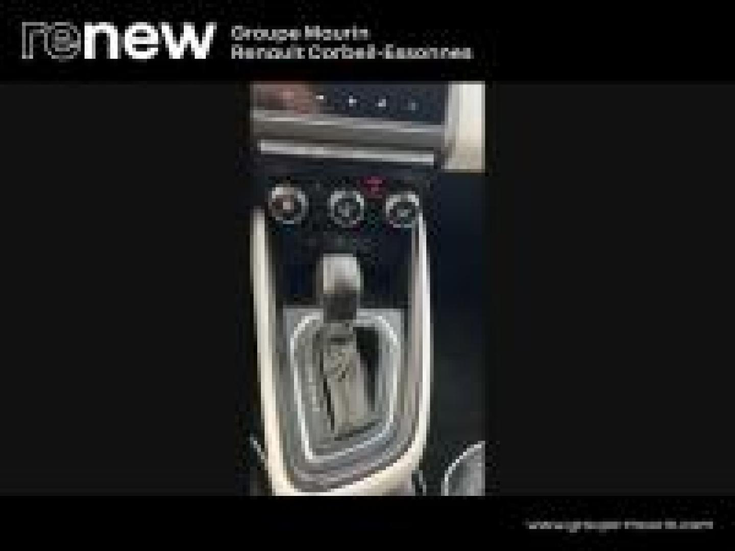 RENAULT Clio 1.6 E-Tech hybride 145ch Techno - Photo 23