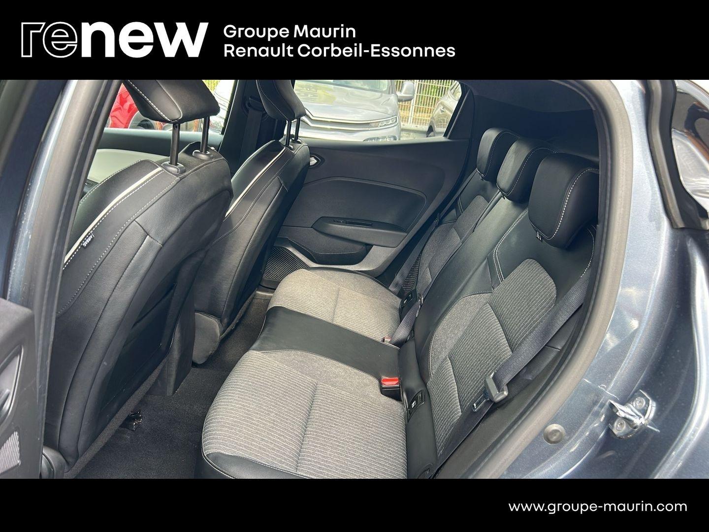 RENAULT Clio 1.6 E-Tech hybride 145ch Techno - Photo 12