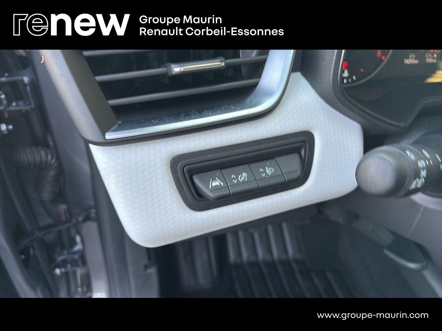 RENAULT Clio 1.0 TCe 90ch Evolution - Photo 19