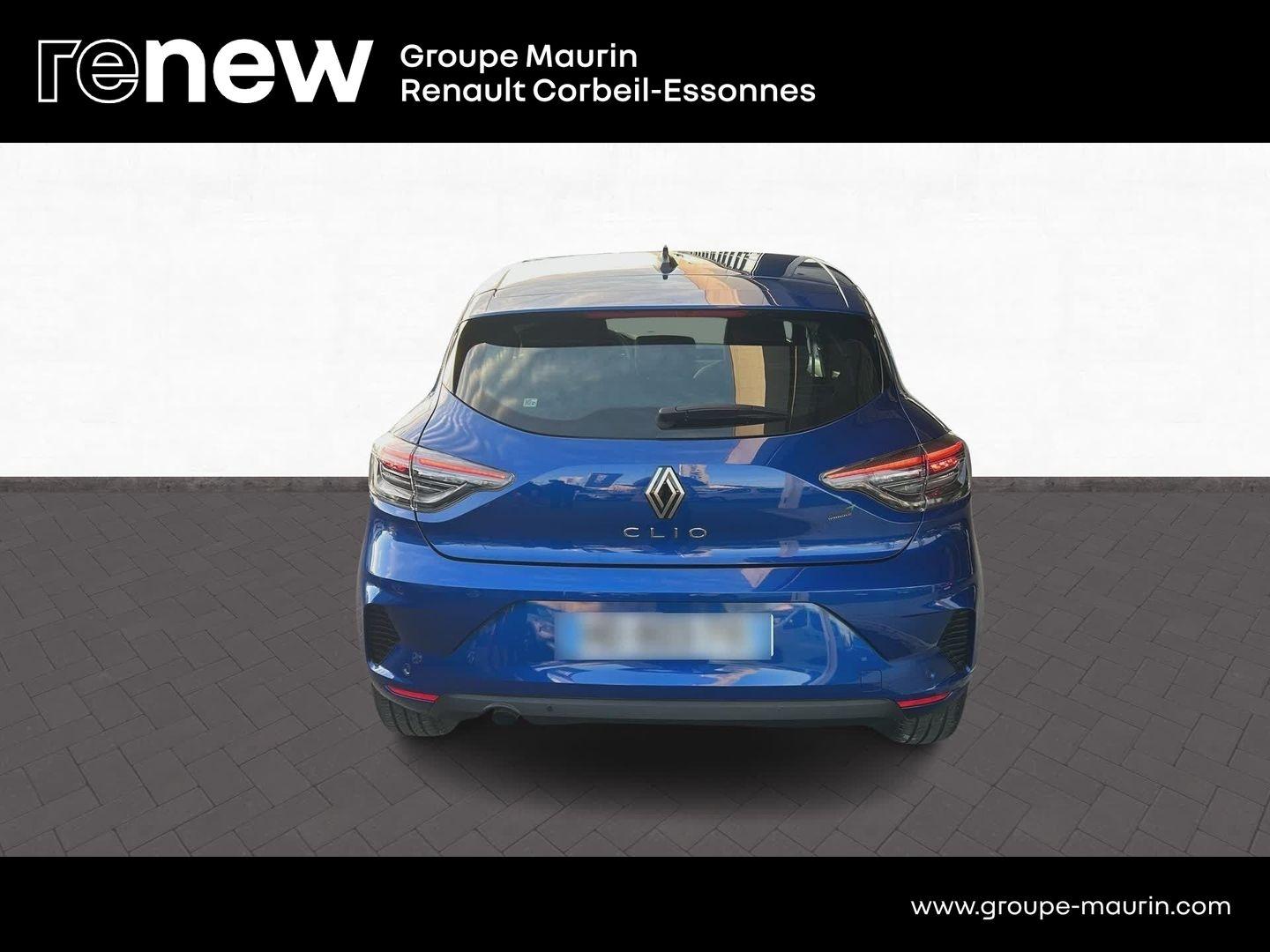 RENAULT Clio 1.5 dCi 100ch Evolution - 25 - Photo 6