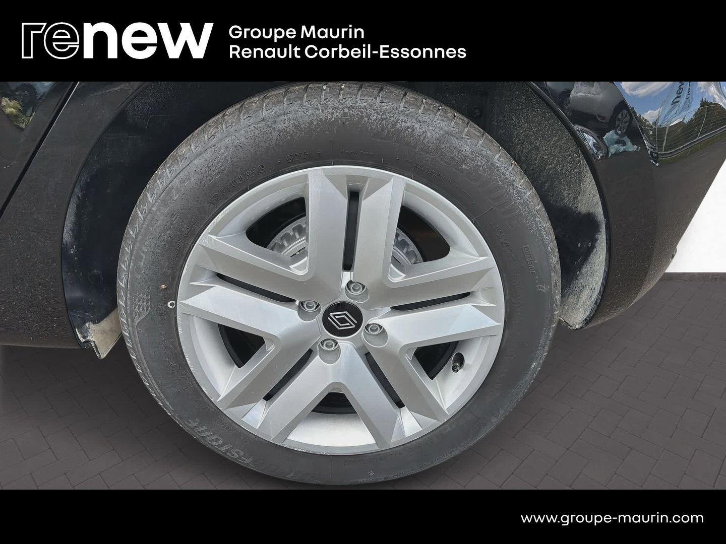 RENAULT Clio 1.5 dCi 100ch Evolution - 25 - Photo 11