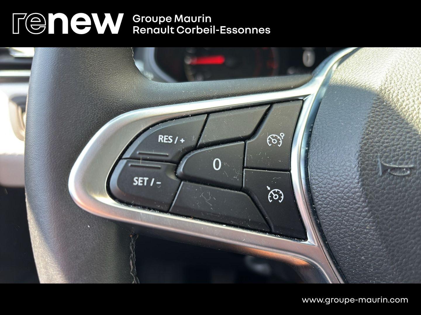 RENAULT Clio 1.0 TCe 90ch Evolution - Photo 23