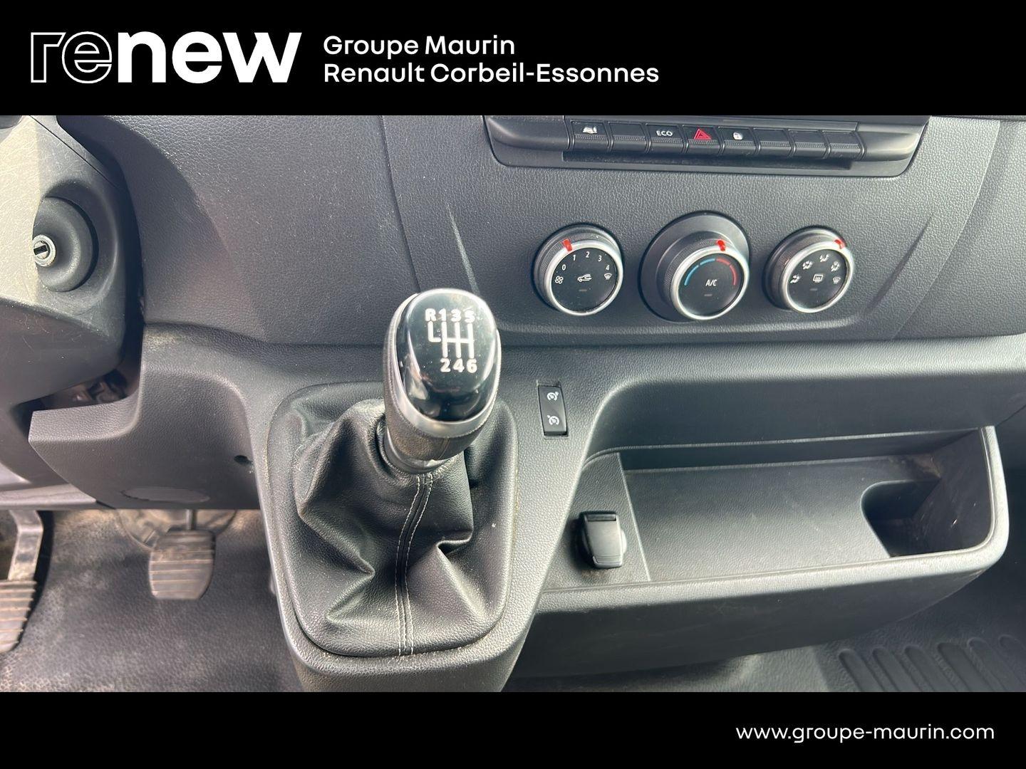 RENAULT Master Fg F3500 L3H2 2.3 dCi 135ch Grand Confort E6 - Photo 24