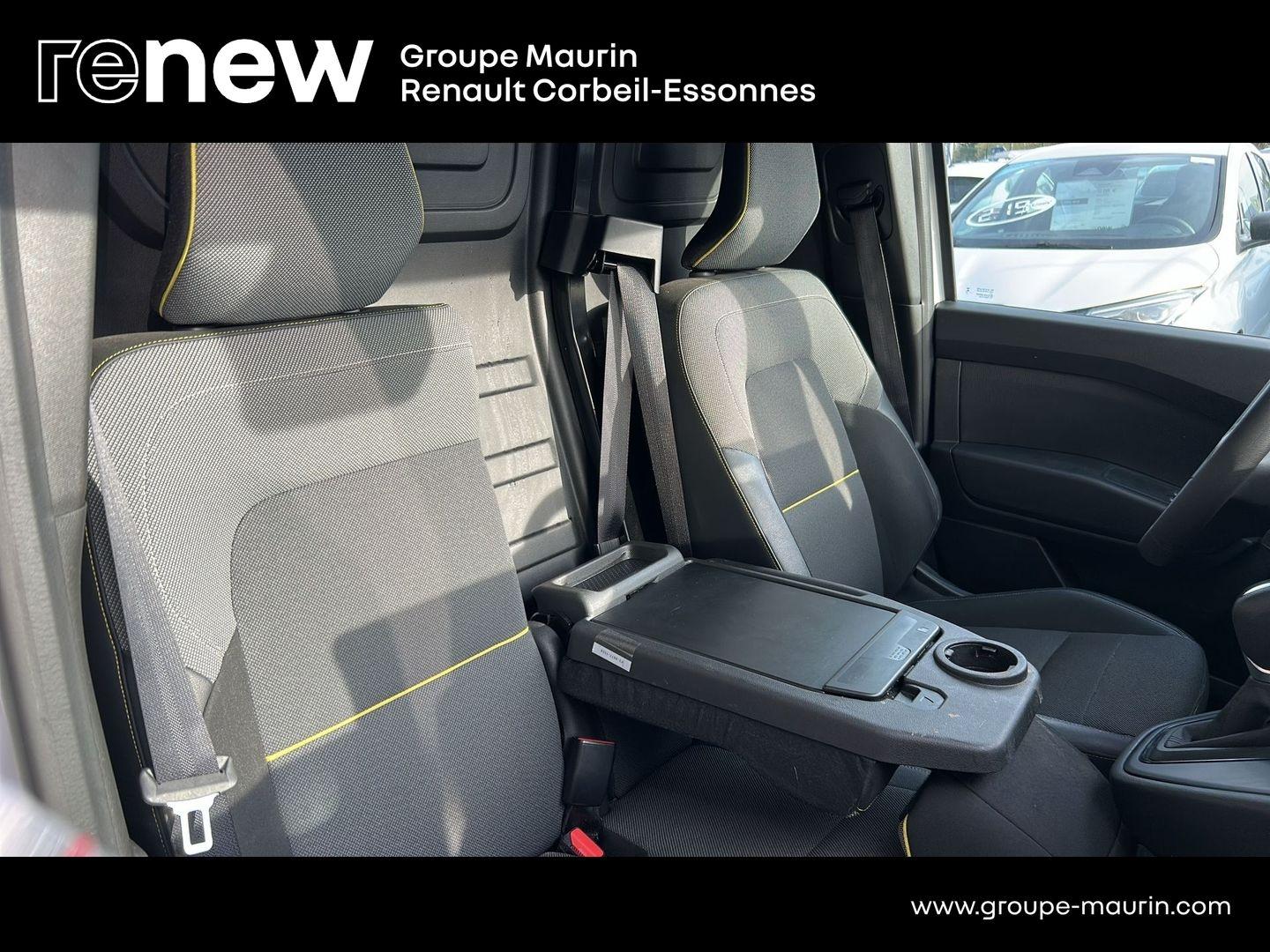 RENAULT Kangoo Van L1 1.5 Blue dCi 115ch Grand Confort EDC7 - 22 - Photo 12
