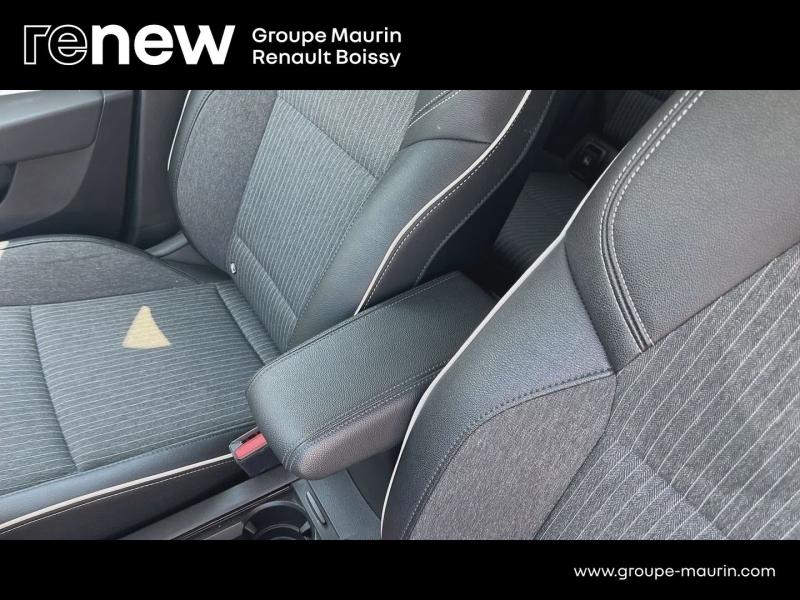 RENAULT Clio 1.6 E-Tech hybride 140ch Intens -21N - Photo 31