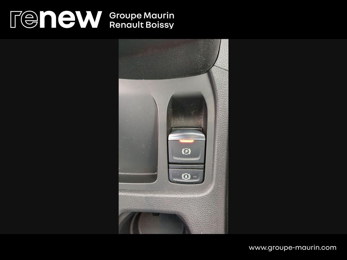 RENAULT Clio 1.6 E-Tech hybride 140ch RS Line -21N - Photo 33