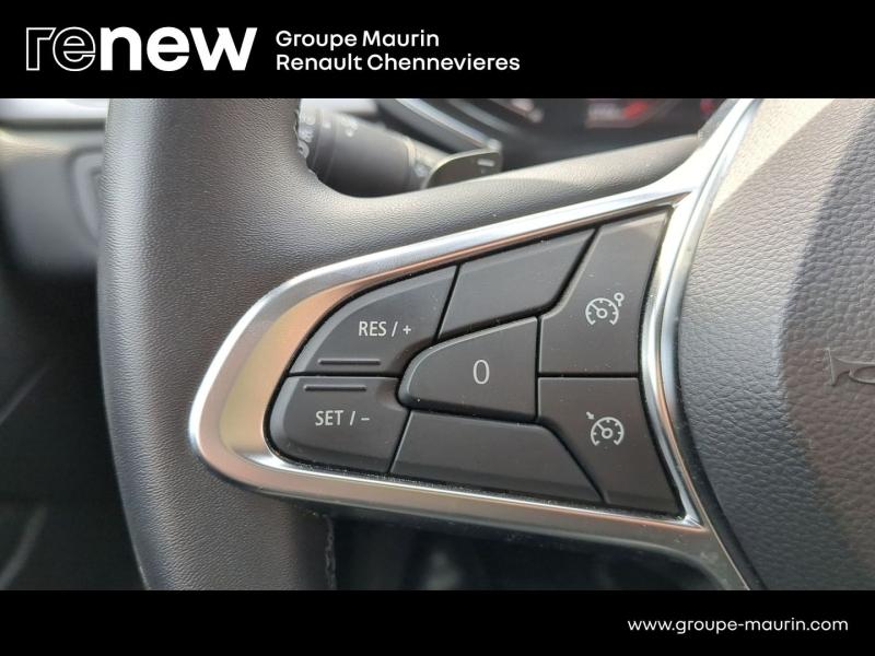 RENAULT Captur 1.3 TCe 140ch FAP Intens EDC -21 - Photo 28