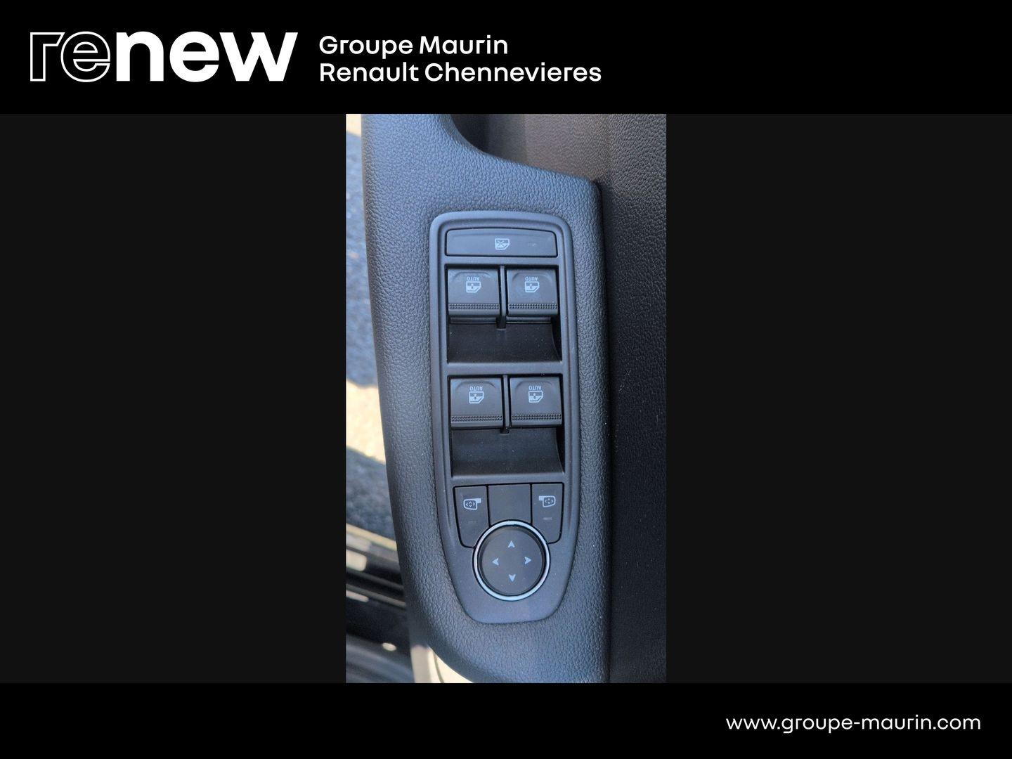 RENAULT Clio 1.0 TCe 90ch Evolution - 24 - Photo 18
