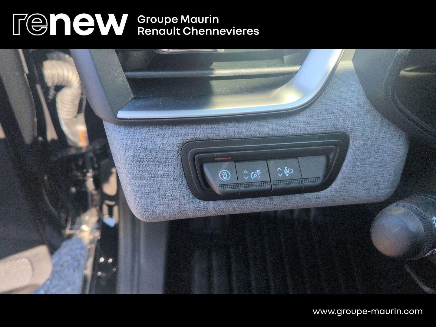 RENAULT Clio 1.0 TCe 90ch Evolution - 24 - Photo 19