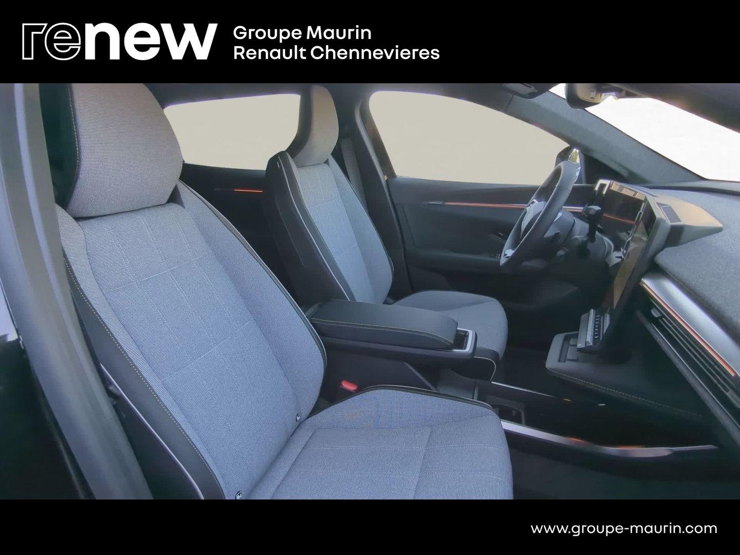 RENAULT Scenic E-Tech Electric 220ch 87kWh Techno grande autonomie -25 - Photo 13
