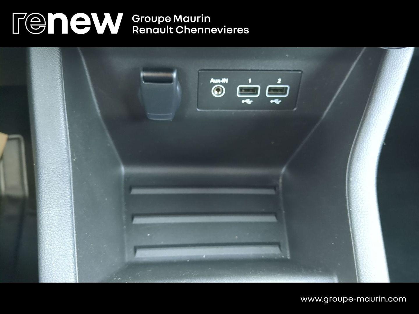 RENAULT Clio 1.0 TCe 100ch Evolution GPL - Photo 26