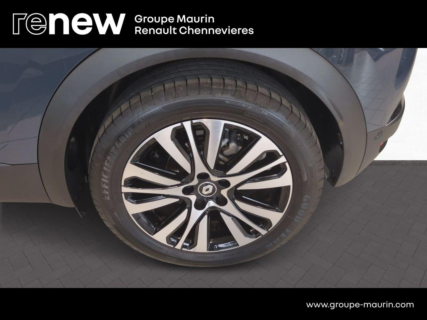 RENAULT Captur 1.6 E-Tech hybride 145ch Iconic - Photo 28