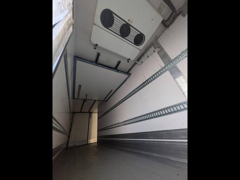 RENAULT TRUCKS D D 12 MED P4X2 250 E6 - Photo 9